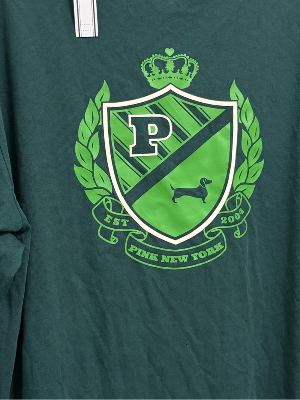 PINK Victoria's Secret Forest Green Long-Sleeve Crest Graphic Tee - Picture 6 of 10